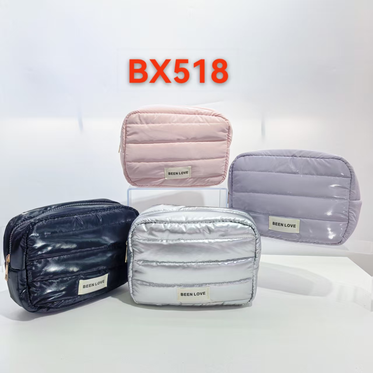 Косметичка стьобана з глянцевим покриттям Been Love BX518 - рожева, лілова, синя, срібна Косметичка стьобана з глянцевим покриттям Been Love BX518 - рожева, лілова, синя, срібна