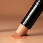 Контур стік Topfacce "Skin Twin - Perfect Stick Contour" - PT562 (9 г) 03 - Mahogany (червоно-коричневий, теплий). Зображення №5 Контур стік Topfacce "Skin Twin - Perfect Stick Contour" - PT562 (9 г) 03 - Mahogany (червоно-коричневий, теплий). Зображення №5