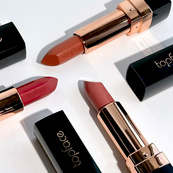 Помада для губ TopFace "Instyle - Creamy Lipstick" - PT156 (4 г) 009 - Plush Coral (кораловий). Зображення №6 Помада для губ TopFace "Instyle - Creamy Lipstick" - PT156 (4 г) 009 - Plush Coral (кораловий). Зображення №6