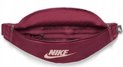 Сумка на пояс Nike NK HERITAGE WAISTPACK - FA21 бордовий Уні 41х10х15см. Зображення №2 Сумка на пояс Nike NK HERITAGE WAISTPACK - FA21 бордовий Уні 41х10х15см. Зображення №2
