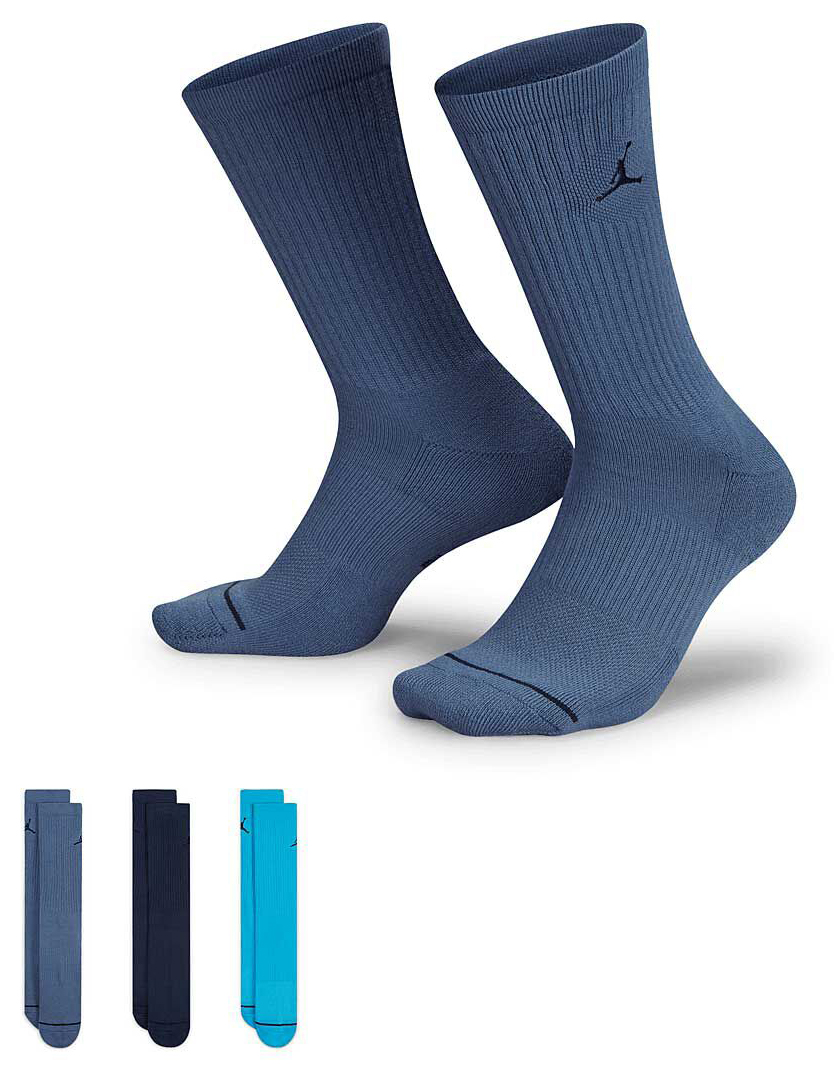 Носки Nike U J ED CUSH POLY CREW 3PR 144 синий, темно-синий, голубой Уни 38-42 Носки Nike U J ED CUSH POLY CREW 3PR 144 синий, темно-синий, голубой Уни 38-42