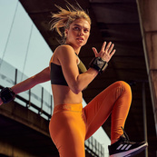 Утяжелители для щиколотки/запястья Adidas Performance Ankle черный, зеленый Уни 0.5 кг. Изображение №2 Утяжелители для щиколотки/запястья Adidas Performance Ankle черный, зеленый Уни 0.5 кг. Изображение №2