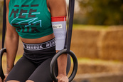 Фіксатор ліктя Reebok Speedwick Elbow Support білий, червоний Уні L. Зображення №2 Фіксатор ліктя Reebok Speedwick Elbow Support білий, червоний Уні L. Зображення №2