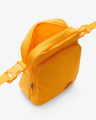 Сумка на плечо Nike NK HERITAGE CROSSBODY желтый Уни 23х15х7,5. Изображение №4 Сумка на плечо Nike NK HERITAGE CROSSBODY желтый Уни 23х15х7,5. Изображение №4