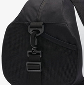 Сумка Nike Y NK GYM CLUB - SP23 черный 25L Дет 51 х 33 х 23 см. Изображение №6 Сумка Nike Y NK GYM CLUB - SP23 черный 25L Дет 51 х 33 х 23 см. Изображение №6