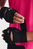 Рукавички Under Armour для тренінгу W's Weightlifting Gloves чорний Жін MD. Зображення №6 Рукавички Under Armour для тренінгу W's Weightlifting Gloves чорний Жін MD. Зображення №6