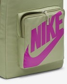 Рюкзак Nike Y NK CLASSIC BKPK 16L зеленый Дет 38х28х13 см. Изображение №12 Рюкзак Nike Y NK CLASSIC BKPK 16L зеленый Дет 38х28х13 см. Изображение №12
