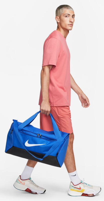 Сумка Nike NK BRSLA S DUFF - 9.5 41L чорний, синій Уні 51x28х28 см Сумка Nike NK BRSLA S DUFF - 9.5 41L чорний, синій Уні 51x28х28 см