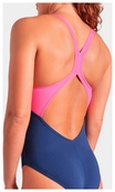 Купальник для женщин Arena RIPPLES SWIMSUIT V BACK B синий Жен 40. Изображение №5 Купальник для женщин Arena RIPPLES SWIMSUIT V BACK B синий Жен 40. Изображение №5