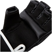 Бинти-рукавички EVERLAST CORE KICKBOXING GLOVE чорний Уні S/M. Зображення №2 Бинти-рукавички EVERLAST CORE KICKBOXING GLOVE чорний Уні S/M. Зображення №2