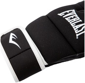 Бинти-рукавички EVERLAST CORE KICKBOXING GLOVE чорний Уні S/M. Зображення №4 Бинти-рукавички EVERLAST CORE KICKBOXING GLOVE чорний Уні S/M. Зображення №4