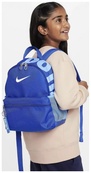 Рюкзак Nike Y NK BRSLA JDI MINI BKPK 11L синий Дет 33 х 25 х 13 см. Изображение №2 Рюкзак Nike Y NK BRSLA JDI MINI BKPK 11L синий Дет 33 х 25 х 13 см. Изображение №2