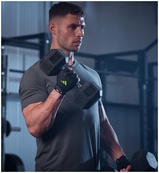 Перчатки для тренировок Adidas Essential Training Gloves черный, зеленый Уни XS. Изображение №6 Перчатки для тренировок Adidas Essential Training Gloves черный, зеленый Уни XS. Изображение №6