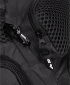 Рюкзак Arena ONE GO BACKPACK 45L чорний 50 х 40 х 25 см (010231-100). Зображення №11 Рюкзак Arena ONE GO BACKPACK 45L чорний 50 х 40 х 25 см (010231-100). Зображення №11