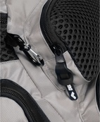Рюкзак Arena ONE GO BACKPACK 45L бежевий 50 х 40 х 25 см (010231-800). Зображення №10 Рюкзак Arena ONE GO BACKPACK 45L бежевий 50 х 40 х 25 см (010231-800). Зображення №10