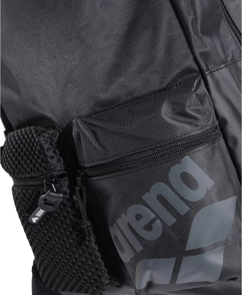 Рюкзак Arena ONE GO BACKPACK 30L чорний 45 х 31 х 18 см (010226-100) Рюкзак Arena ONE GO BACKPACK 30L чорний 45 х 31 х 18 см (010226-100)