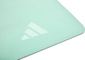 Килимок для йоги Adidas Double Sided Yoga Mat ментоловий, сірий 176 х 61 х 0,6 см (ADYG-10400BLM-NL). Изображение №4 Килимок для йоги Adidas Double Sided Yoga Mat ментоловий, сірий 176 х 61 х 0,6 см (ADYG-10400BLM-NL). Изображение №4