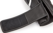 Боксерские перчатки Reebok Combat Leather Boxing Gloves черный, белый 10 унций (RSCB-10010WH-10). Изображение №5 Боксерские перчатки Reebok Combat Leather Boxing Gloves черный, белый 10 унций (RSCB-10010WH-10). Изображение №5