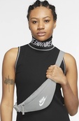 Сумка на пояс Nike NK HERITAGE S WAISTPACK 1L серая Уни 28 x 8 x 13 см (DB0488-034). Изображение №2 Сумка на пояс Nike NK HERITAGE S WAISTPACK 1L серая Уни 28 x 8 x 13 см (DB0488-034). Изображение №2