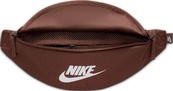 Сумка на пояс Nike NK HERITAGE WAISTPACK - FA21 коричневый ADU 41 х 10 х 15 см (DB0490-265). Изображение №4 Сумка на пояс Nike NK HERITAGE WAISTPACK - FA21 коричневый ADU 41 х 10 х 15 см (DB0490-265). Изображение №4