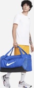 Сумка Nike NK BRSLA M DUFF - 9.5 60L синій, чорний Уні 64 х 30 х 30 см (DH7710-481). Зображення №6 Сумка Nike NK BRSLA M DUFF - 9.5 60L синій, чорний Уні 64 х 30 х 30 см (DH7710-481). Зображення №6