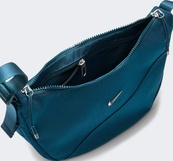 Сумка Nike NK AURA CRESCENT CROSSBODY 4L темно-синій Жін 30 х 18 х 10 см (HQ4370-415). Зображення №4 Сумка Nike NK AURA CRESCENT CROSSBODY 4L темно-синій Жін 30 х 18 х 10 см (HQ4370-415). Зображення №4
