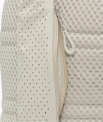 Сумка через плечо Nike NK NSW ESSENTIALS SLING BAG 8L бежевый 12.5 х 21 х 4 см (DJ9796-072). Изображение №6 Сумка через плечо Nike NK NSW ESSENTIALS SLING BAG 8L бежевый 12.5 х 21 х 4 см (DJ9796-072). Изображение №6