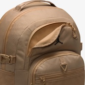 Рюкзак Nike JAM BLACKTOP BACKPACK 25L бежевий 48 х 28 х 14 см (LM9047-J34). Зображення №6 Рюкзак Nike JAM BLACKTOP BACKPACK 25L бежевий 48 х 28 х 14 см (LM9047-J34). Зображення №6