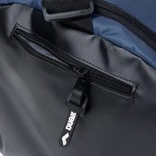 Сумка Arena ALL SET DUFFLE 40L темно-синій 50 х 28 х 28 см (010237-400). Зображення №7 Сумка Arena ALL SET DUFFLE 40L темно-синій 50 х 28 х 28 см (010237-400). Зображення №7