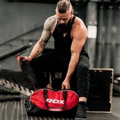 Сумка RDX GYM KIT BAG RDX чорний, червоний 58,5 х 28 см (GKB-R1B). Зображення №3 Сумка RDX GYM KIT BAG RDX чорний, червоний 58,5 х 28 см (GKB-R1B). Зображення №3