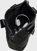 Сумка Under Armour Women's Unstoppable Tote 24L черный Жен 48 х 37 х 16 см (6009907-001). Изображение №5 Сумка Under Armour Women's Unstoppable Tote 24L черный Жен 48 х 37 х 16 см (6009907-001). Изображение №5