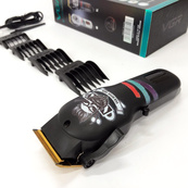 Машинка для стрижки волос и бороды профессиональная VGR V-699 с насадками и LED дисплеем. Цвет: черный. Изображение №16