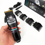 Машинка для стрижки волос и бороды профессиональная VGR V-699 с насадками и LED дисплеем. Цвет: черный. Изображение №18