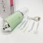 Ирригатор для чистки зубов и полости рта Oral Irrigator с аккумулятором и сменными насадками Green. Изображение №11 Ирригатор для чистки зубов и полости рта Oral Irrigator с аккумулятором и сменными насадками Green. Изображение №11