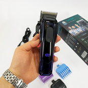 Тример для бороди та тіла, VGR V-013 PROFCOMPLEX тример для стрижки волосся Blue. Зображення №14 Тример для бороди та тіла, VGR V-013 PROFCOMPLEX тример для стрижки волосся Blue. Зображення №14