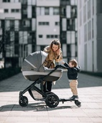 Подножка с сиденьем для коляски FreeON, black. Изображение №3 Подножка с сиденьем для коляски FreeON, black. Изображение №3