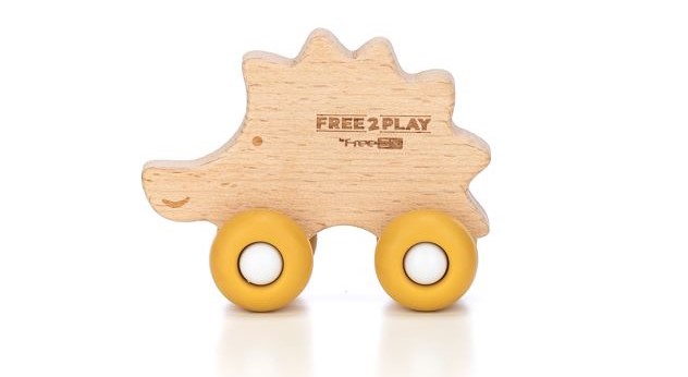 Деревянная игрушка FreeON ёжик на силиконовых колесах Деревянная игрушка FreeON ёжик на силиконовых колесах